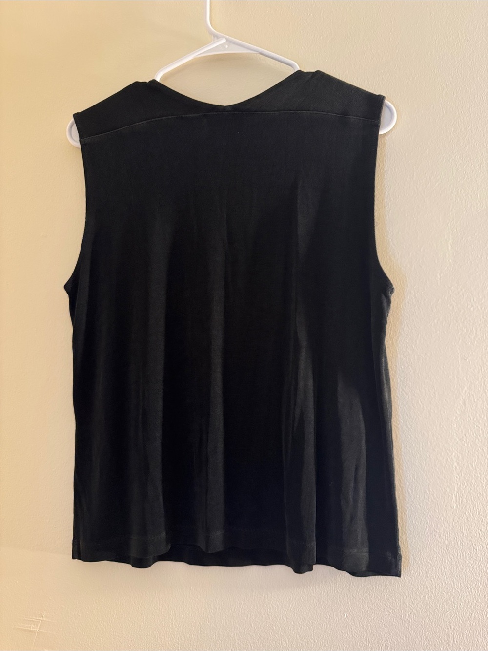 SALE CHICO’S Travelers Black Tank - Picture 2 of 3